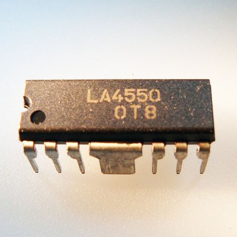 LA4550