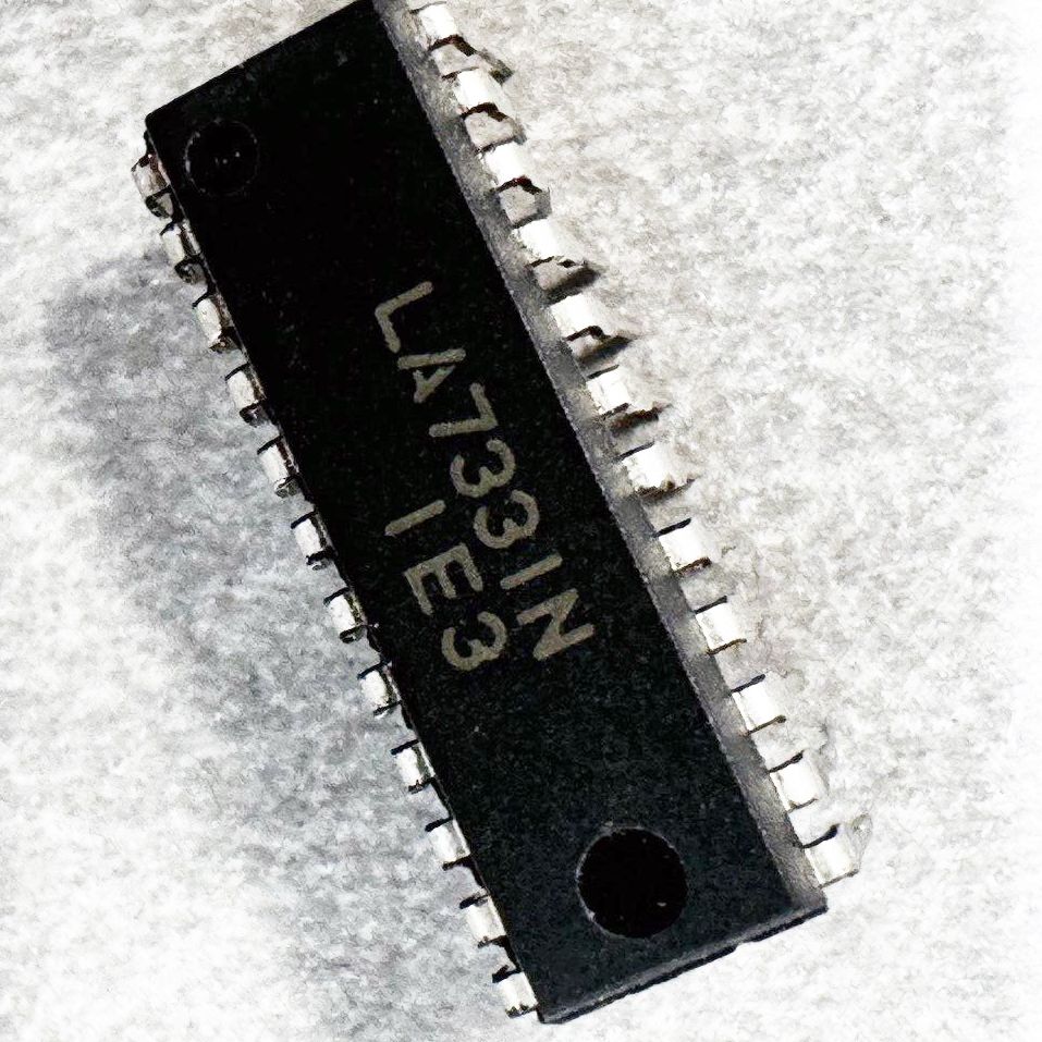 LA7331N