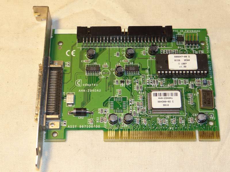 контроллер SCSI-II Adaptec AHA-2940AU PCI Б/У
