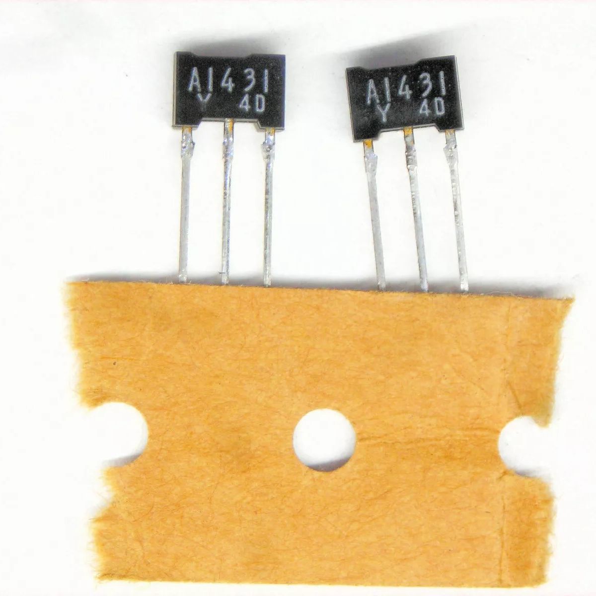 2SA1431