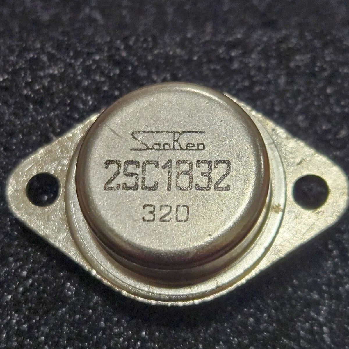 2SC1832