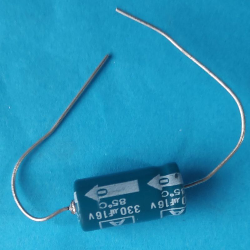 конденсатор 330uF 16V, электролитический, аксиальный, 85°C