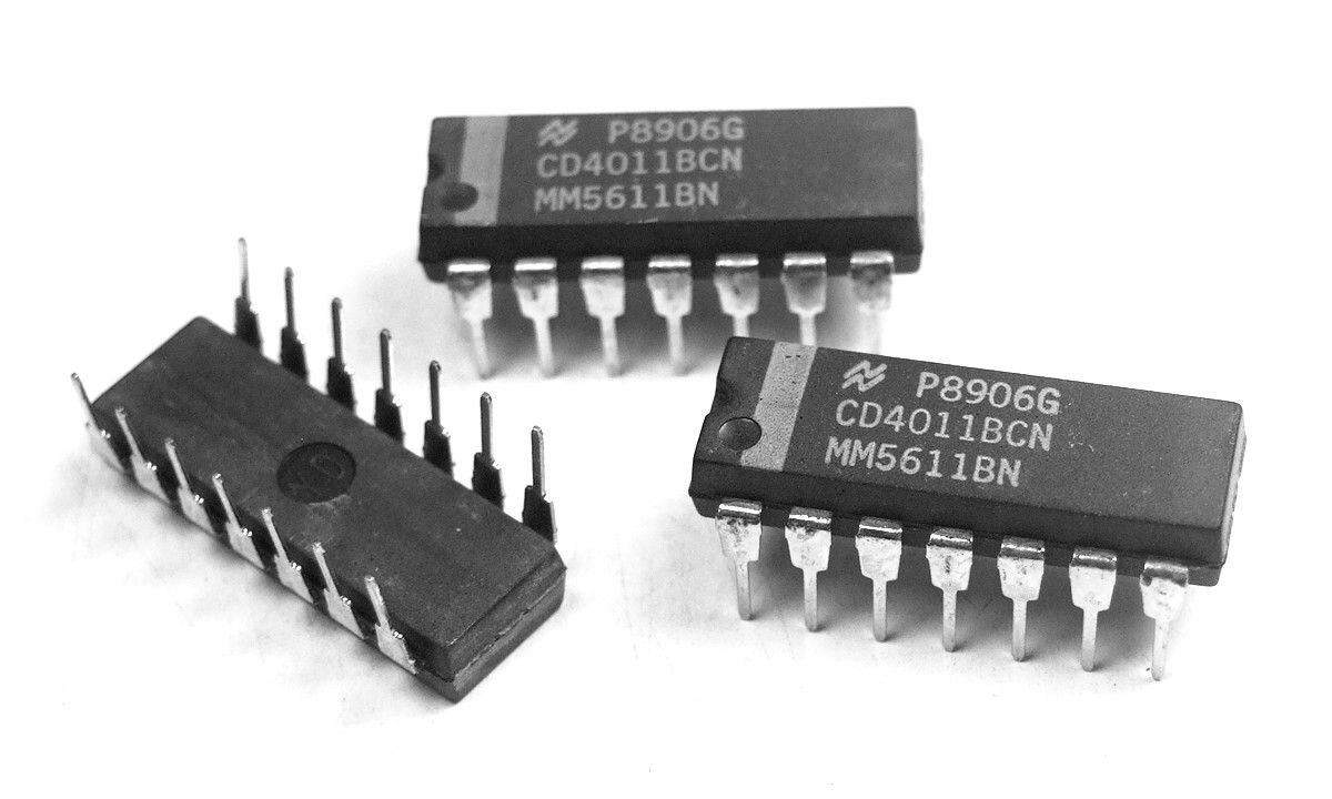 CD4011