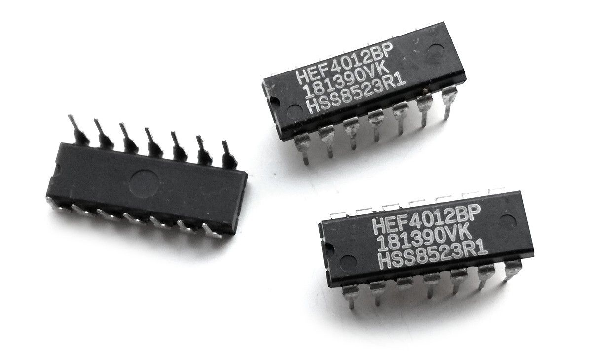 CD4012