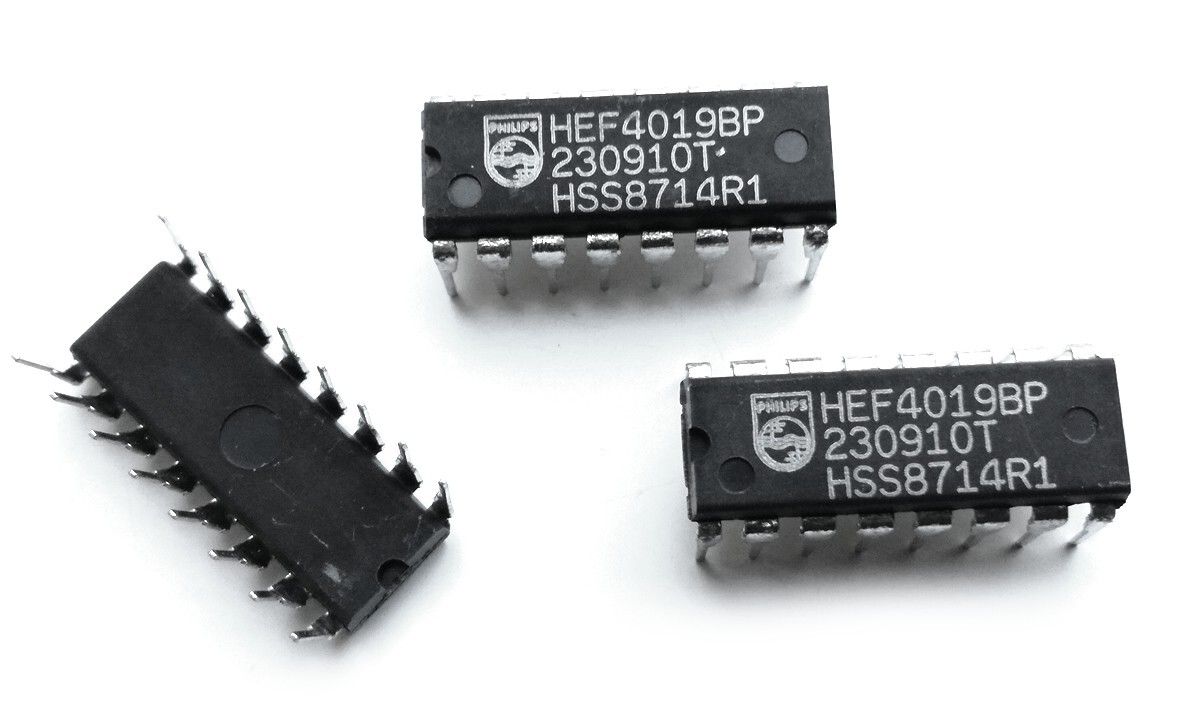 CD4019