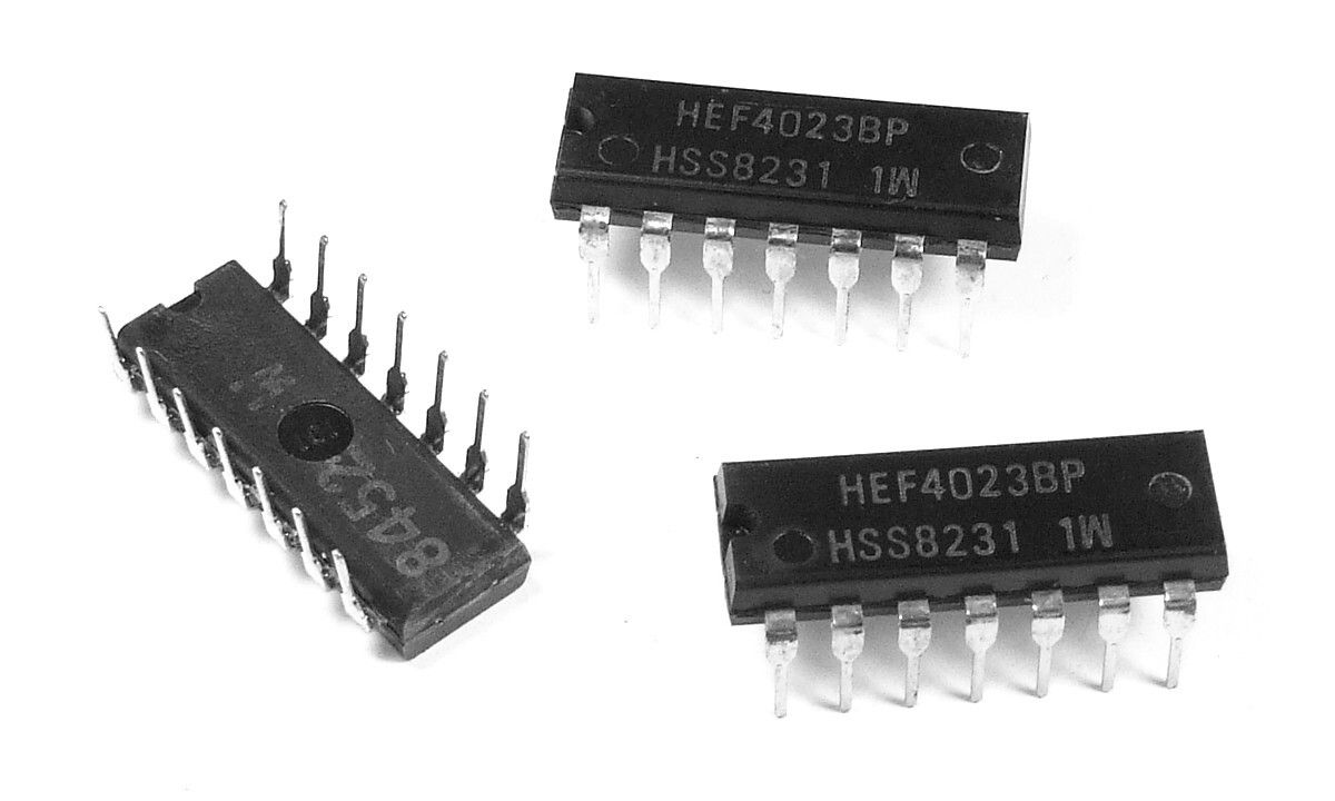 CD4023