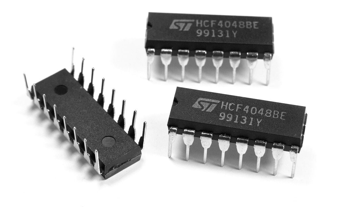 CD4048