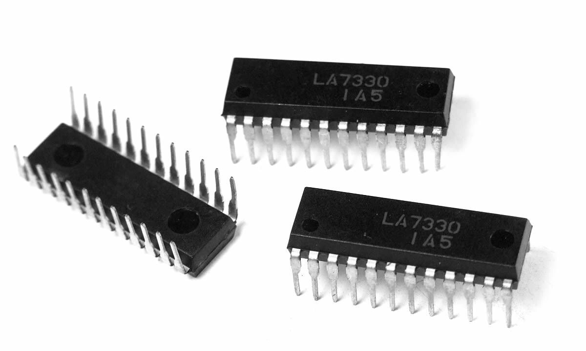 LA7330