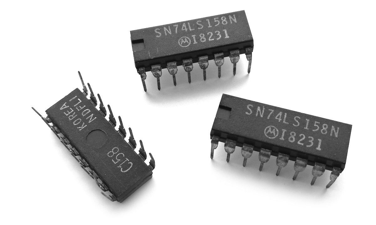 SN74LS158