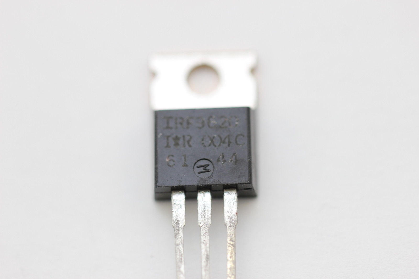 Транзистор полевой p419p