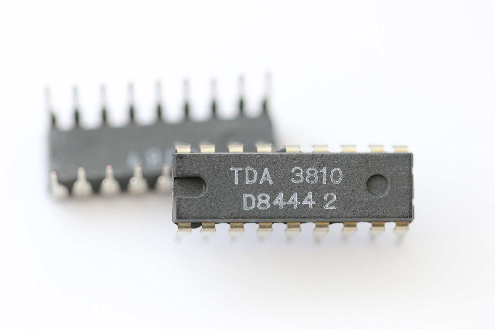 TDA3810