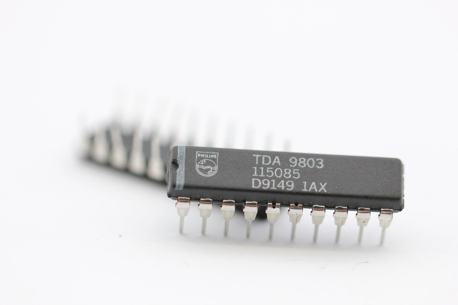 TDA9803